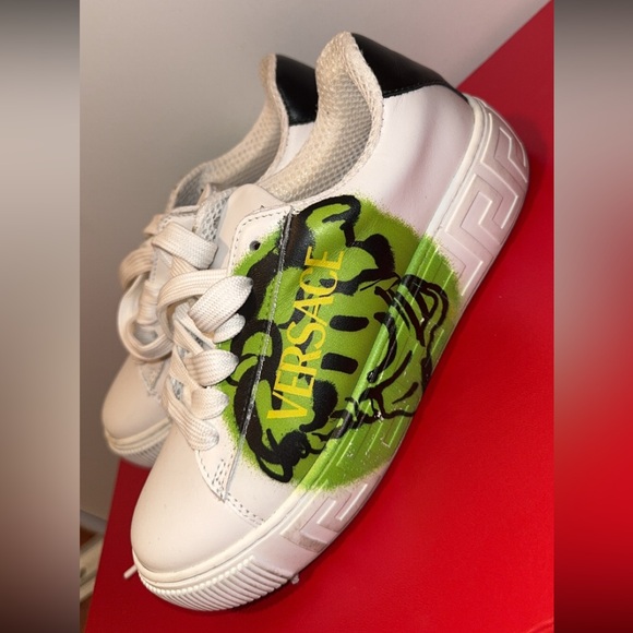Versace White Kids Shoes - Picture 2 of 5